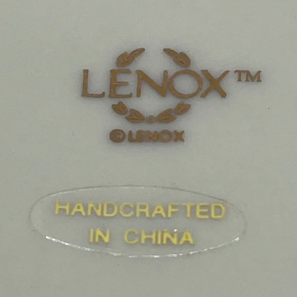 LENOX ROSE JEWELRY TRINKET BOX HEART SHAPED CREAM GOLD TRIM LID PORCELAIN - Picture 5 of 8